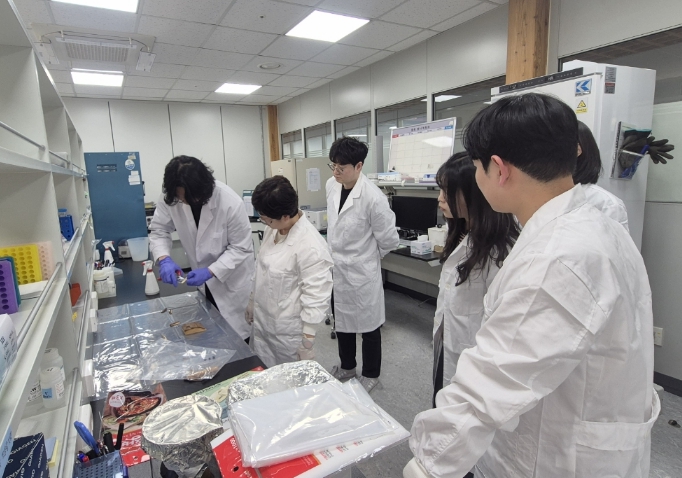 산림청 국립산림과학원-한국임업진흥원, '목재 수종식별 DNA 분석기술' 확산 나서 기사 이미지