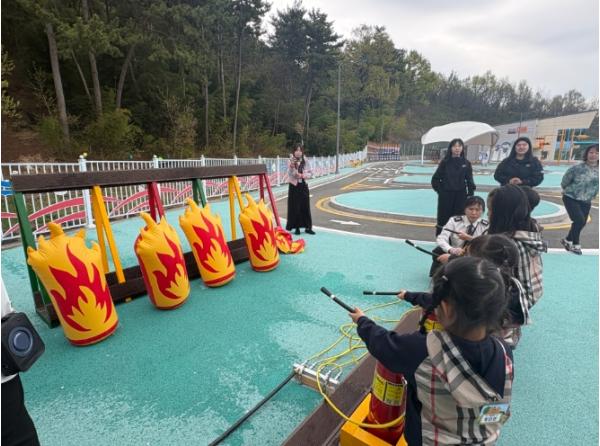 사천시어린이교통체험장, 사천소방서와 함께하는 ‘소방안전교육’ 운영 기사 이미지