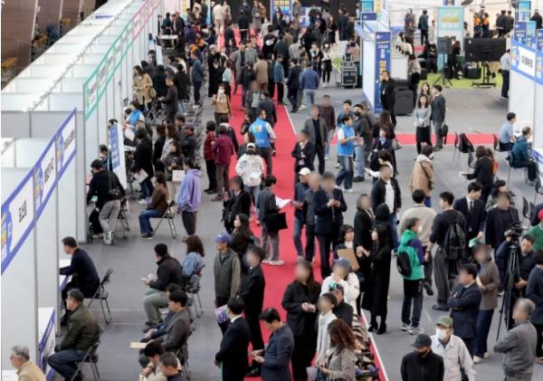 포항시 올해 일자리 3만 4,500개 만든다 … 지역일자리 공시제 추진