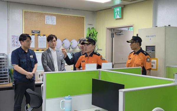 대전소방본부장, 여름철 화재 예방 대형판매시설 현장점검